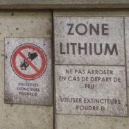 (Français) Le lithium en roue libre