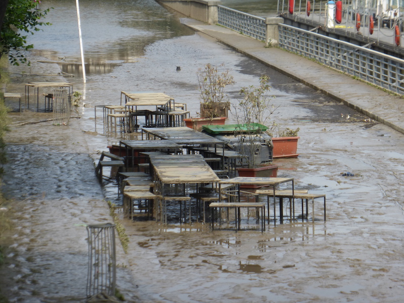 inondation-berges de Seine-8 juin-Pompei_robin-des-bois